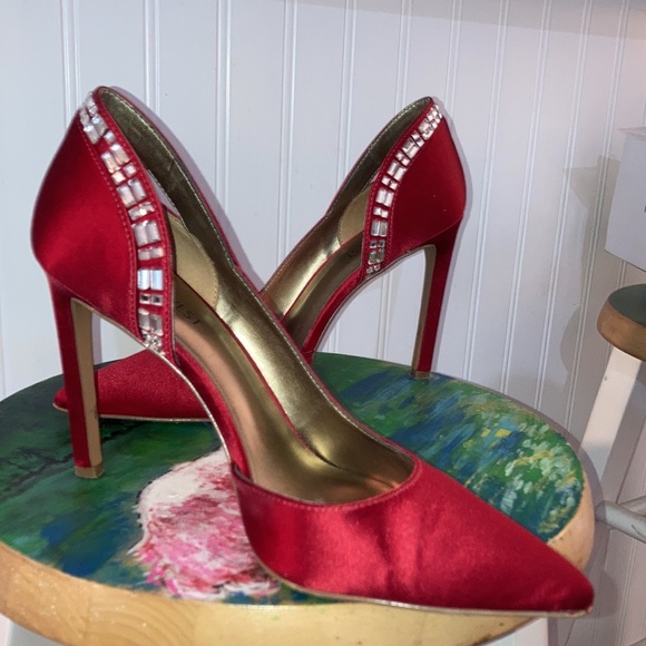 🔥👠Nine West Crystal D’Orsay Heels 👠🔥 - Picture 9 of 10